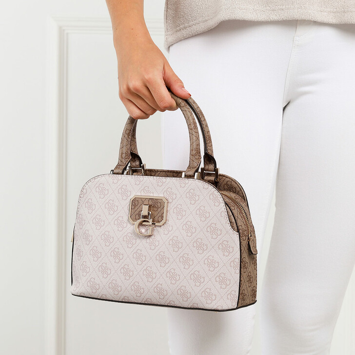 alisa girlfriend satchel guess