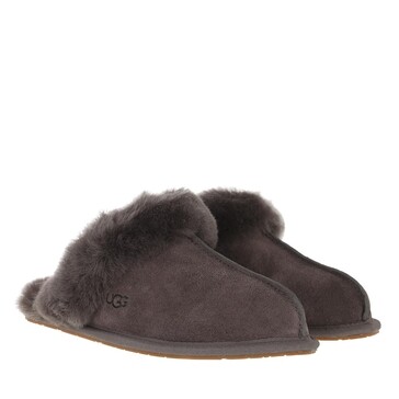 ugg cloud slippers