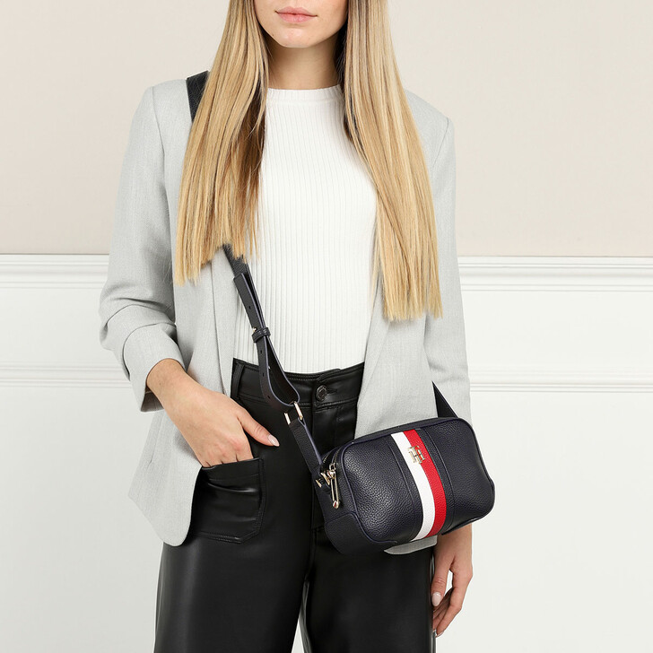 tommy hilfiger essence bag