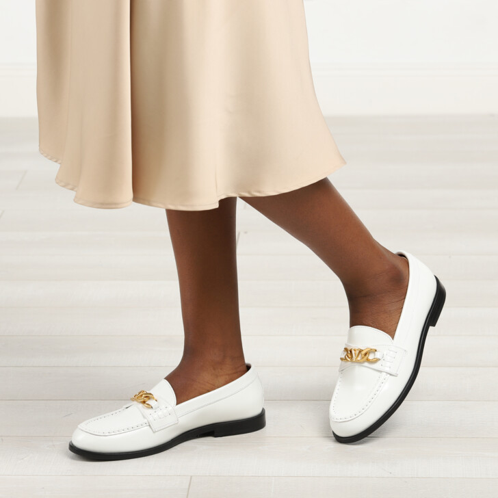 Valentino Garavani V-Logo Chain Mocassin Leather White | Loafer |  fashionette